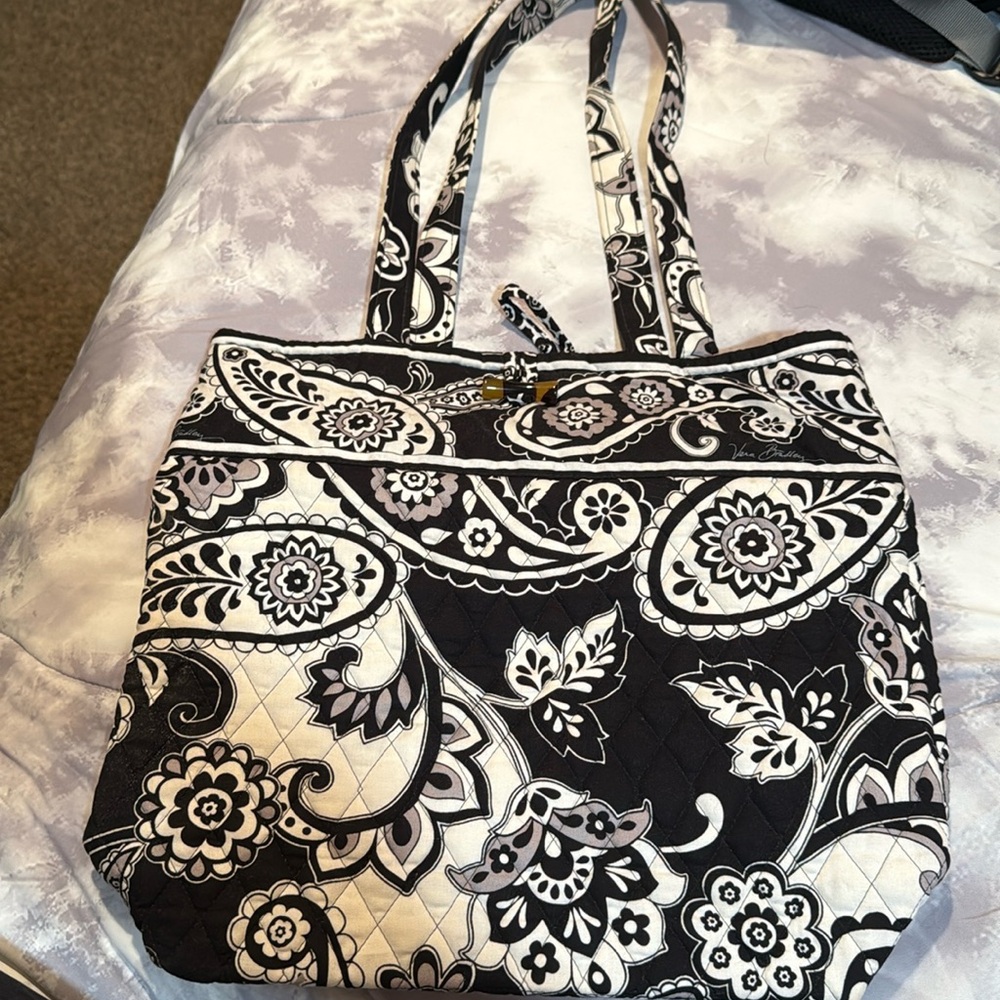 Vera Bradley tote bag